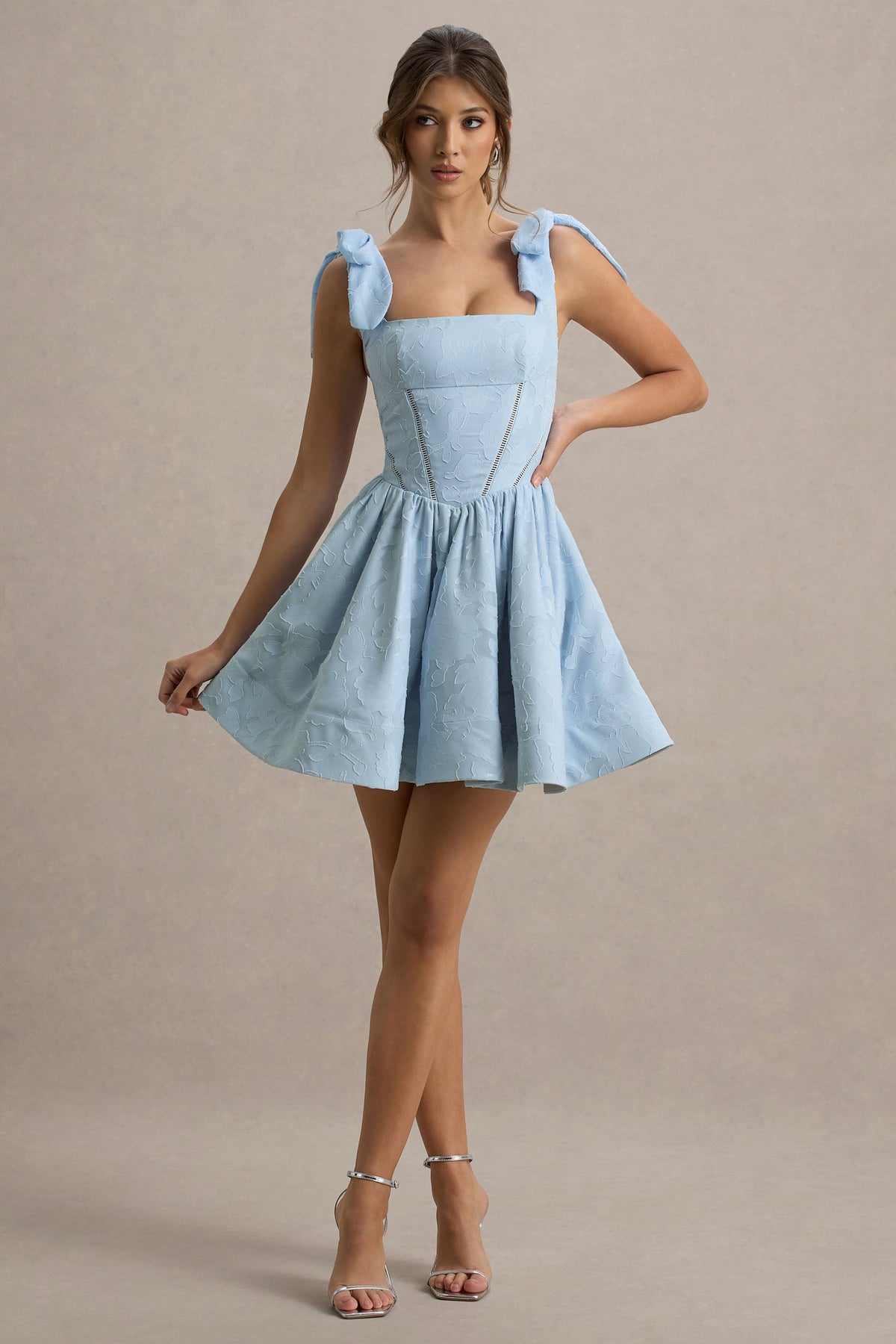 Bethani | Lichtblauwe Skater Mini Jurk Met Strikbandjes