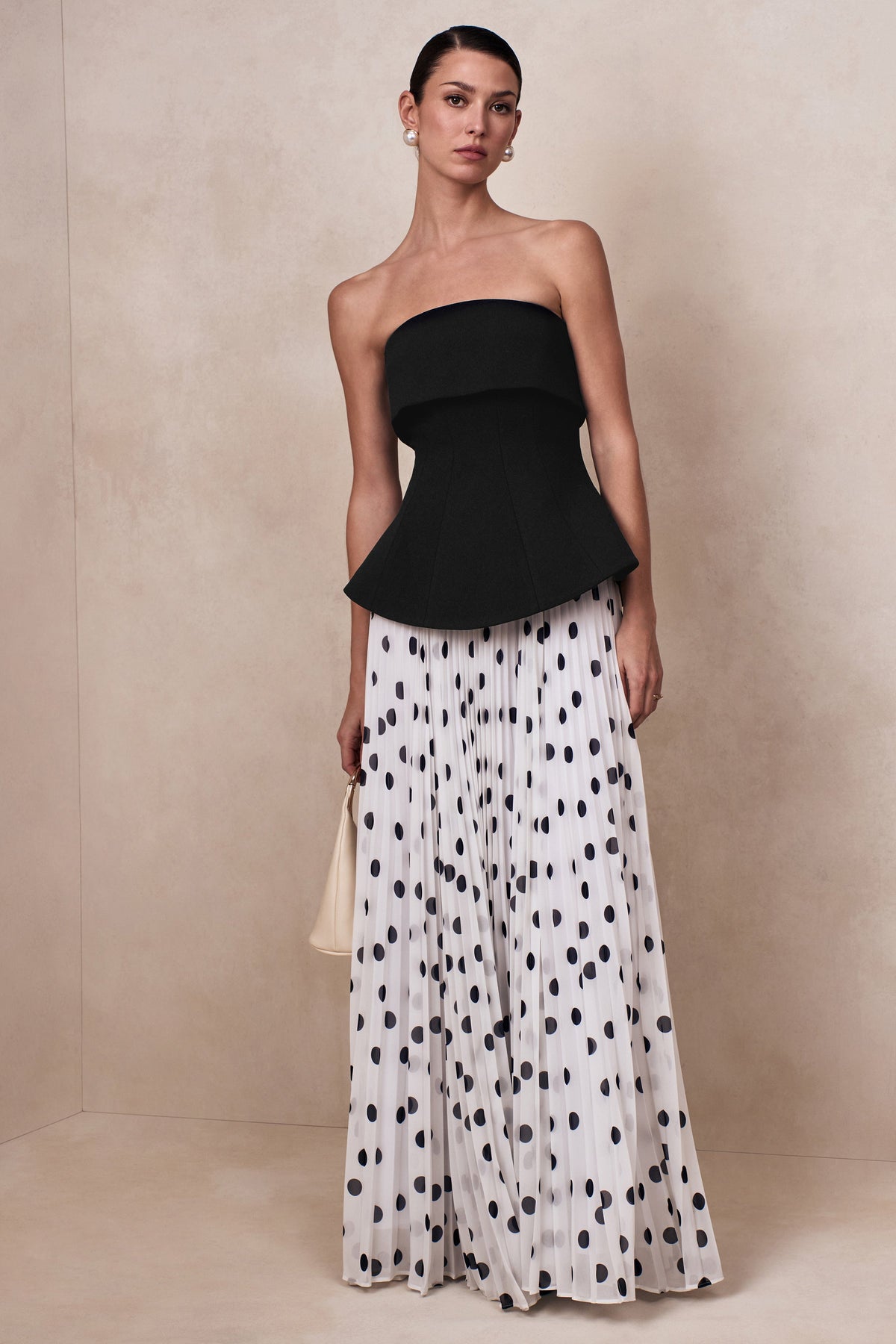 CL13713514106_ECM_CL137135141_-_Stellara___Black_White_Polka_Dot_Bandeau_Corset_Maxi_Dress_With_Sheer_Skirt_06