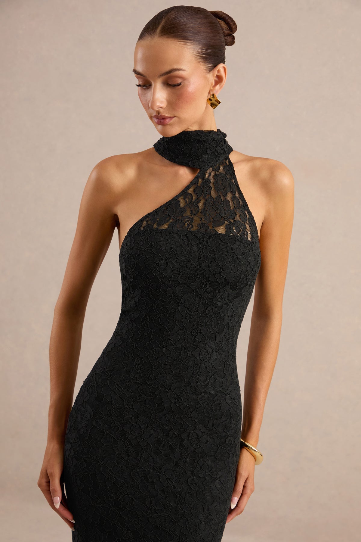 ECM_HR_CL137711001 - Almaria | Black Lace Asymmetric-Neck Maxi Dress With Collar-Detail 3.jpg