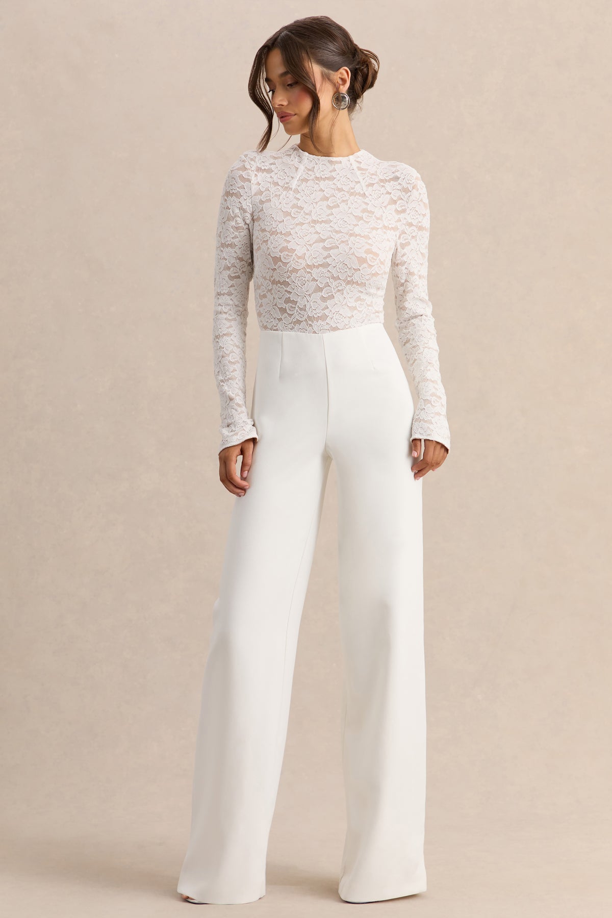 ECM_HR_CL137797110---Romancea---White-Lace-High-Neck-Jumpsuit-0.jpg