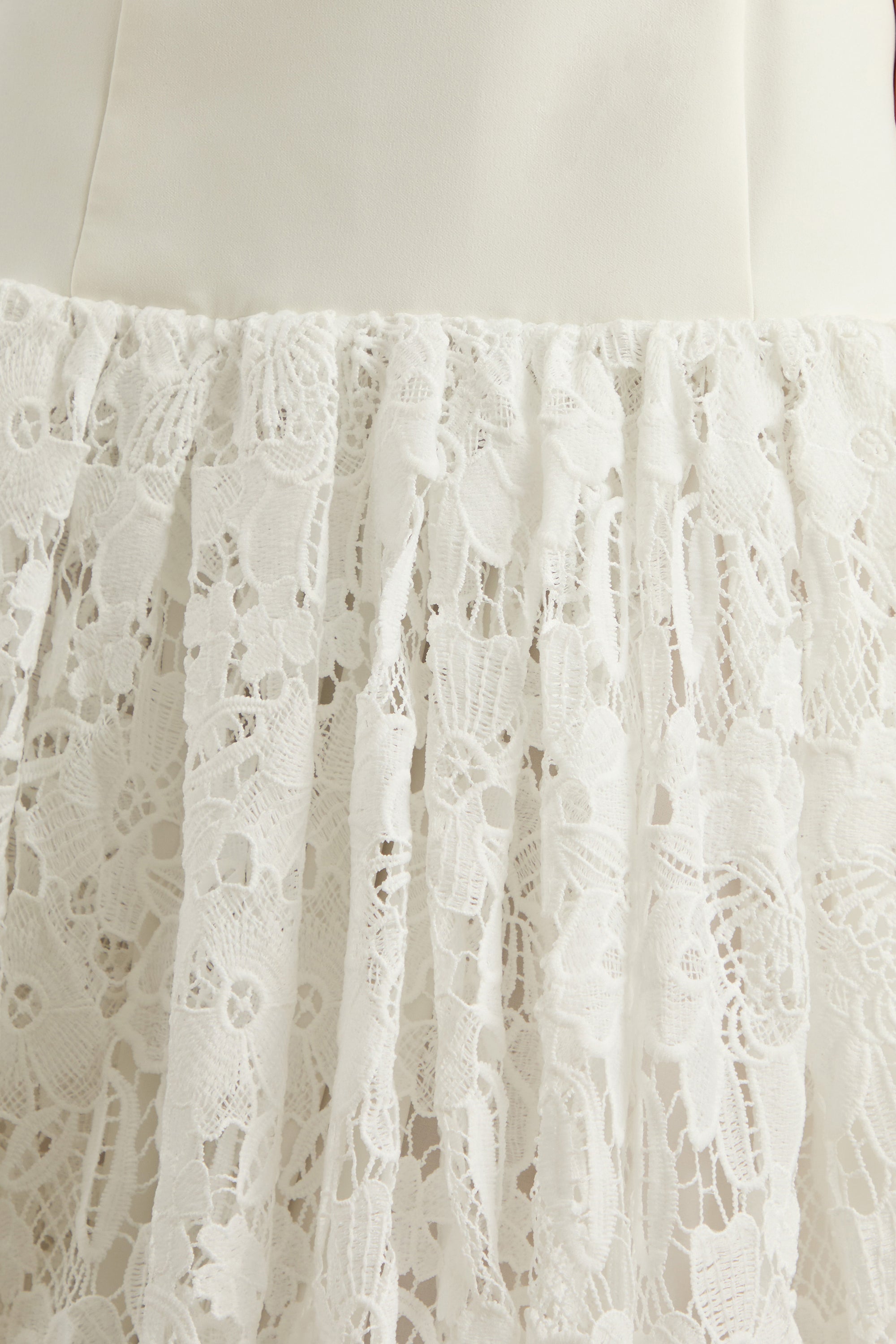 ECM_HR_CL138094110 - Norrie | White Square-Neck Midi Dress With Voluminous Lace Skirt 4.jpg