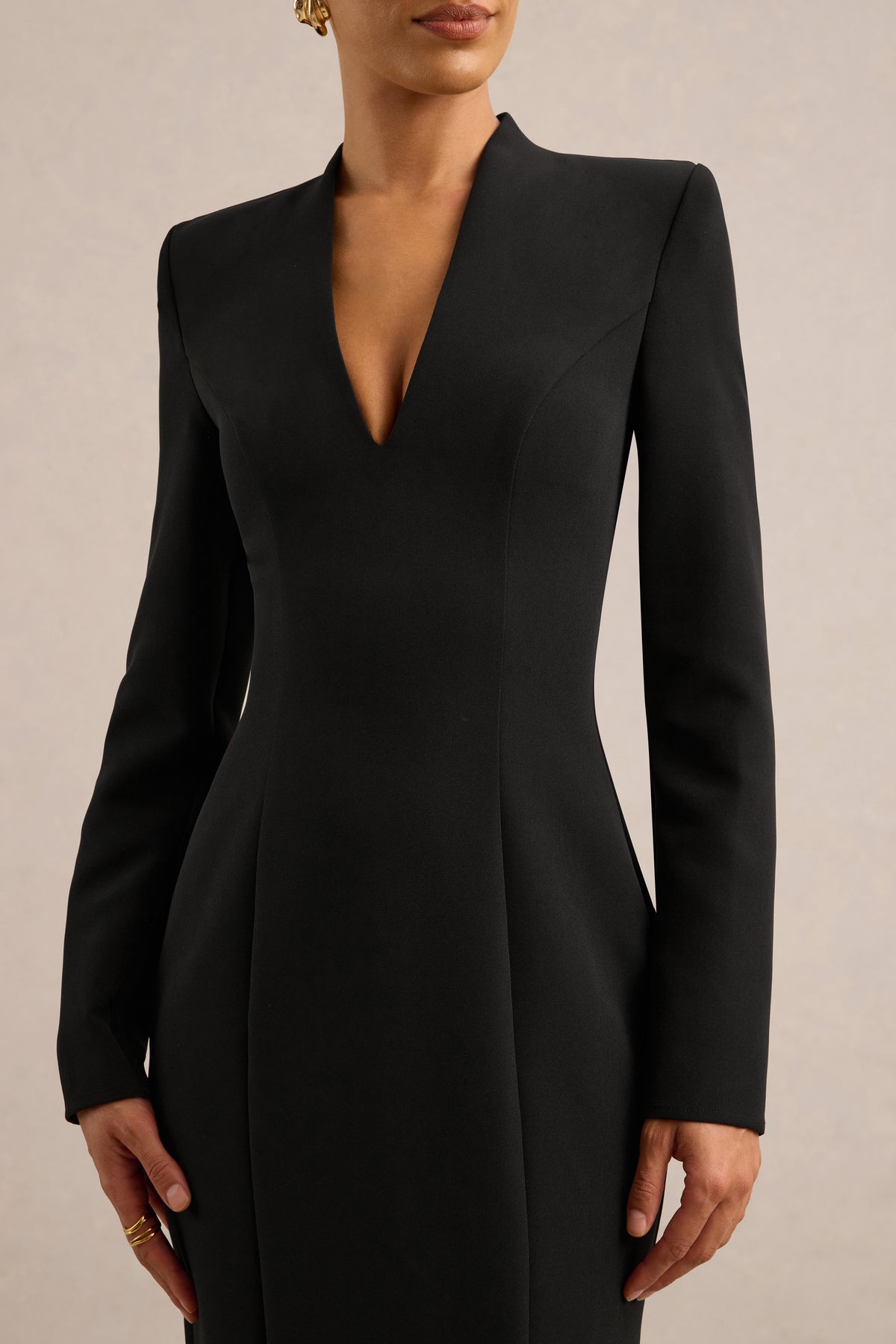ECM_HR_CL138825001 - Giada _ Black Plunging V-Neck Long Sleeve Maxi Dress4.jpg