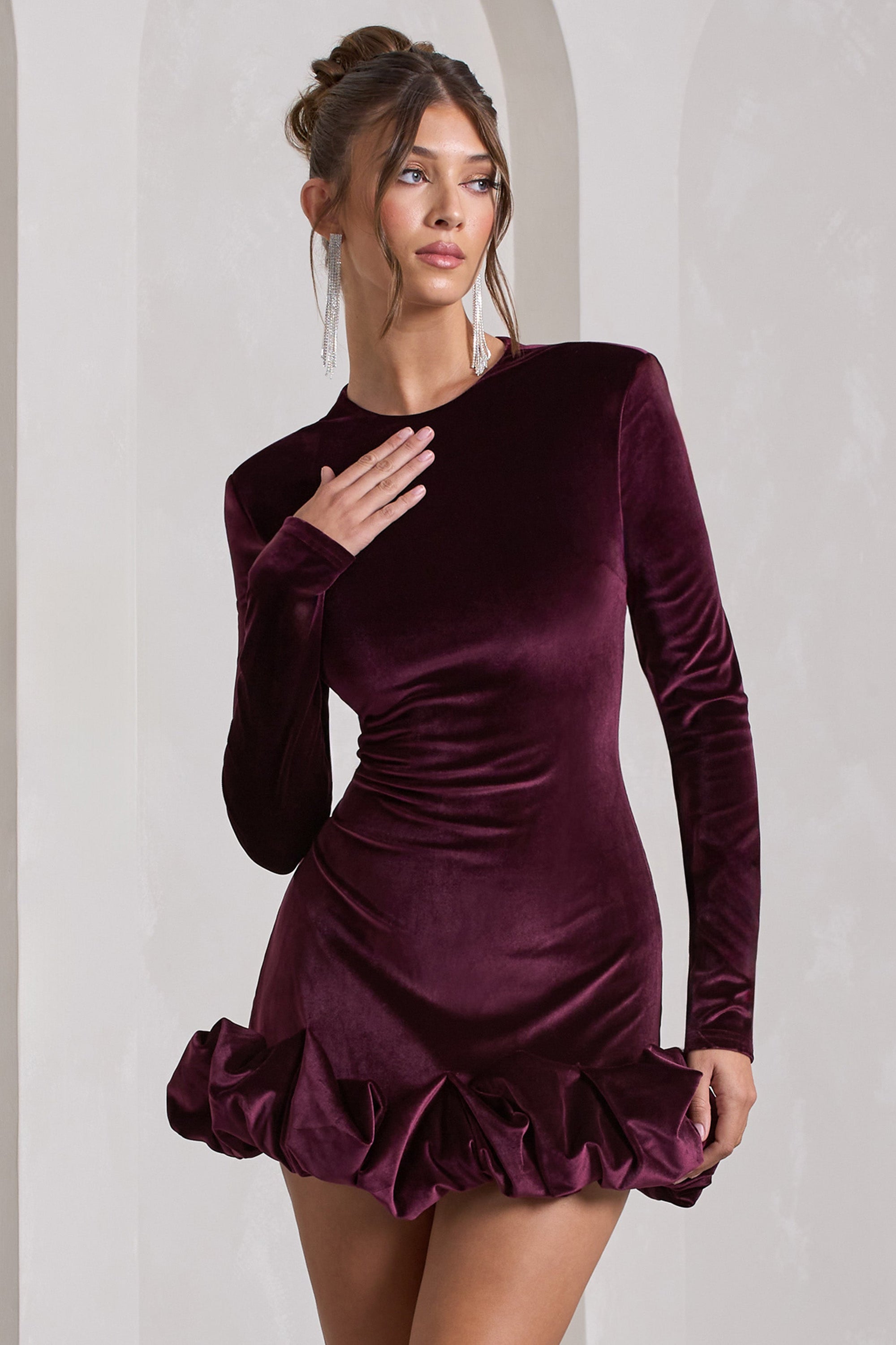 Claudine | Port Velours Gerimpeld Mini Jurk Met Lange Mouwen