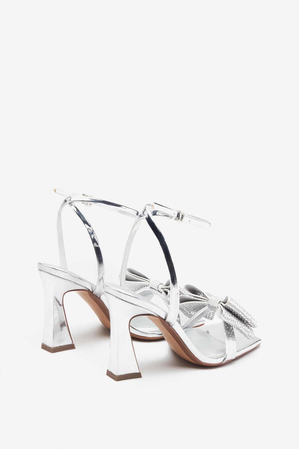 Headlines | Zilverere Sandalen Hakken Met Enkelbandje Diamante Strik
