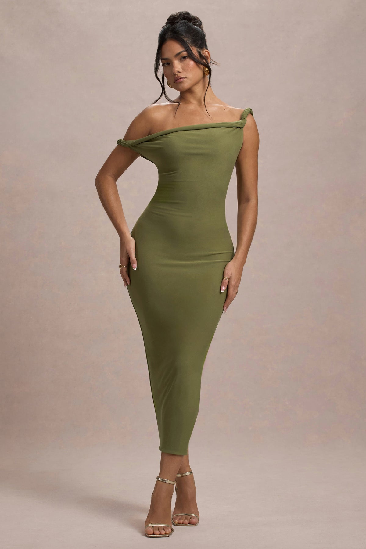 WB_CC_HR_CL132261113-SalomeOliveTwistedAsymmetricMidiDress1