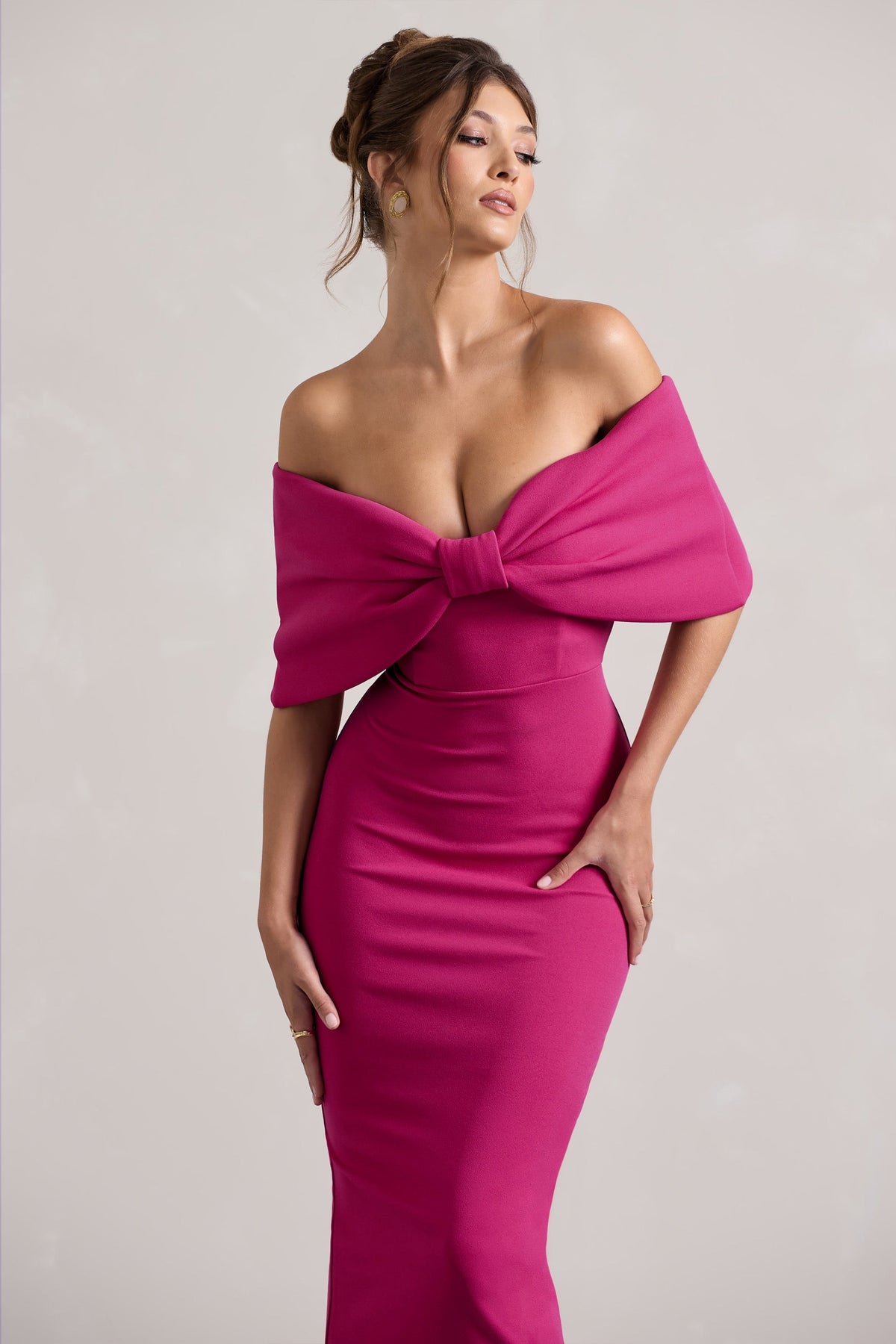 Cornelia | Felroze  Strapless Maxi Jurk Met Oversized Strik Detail