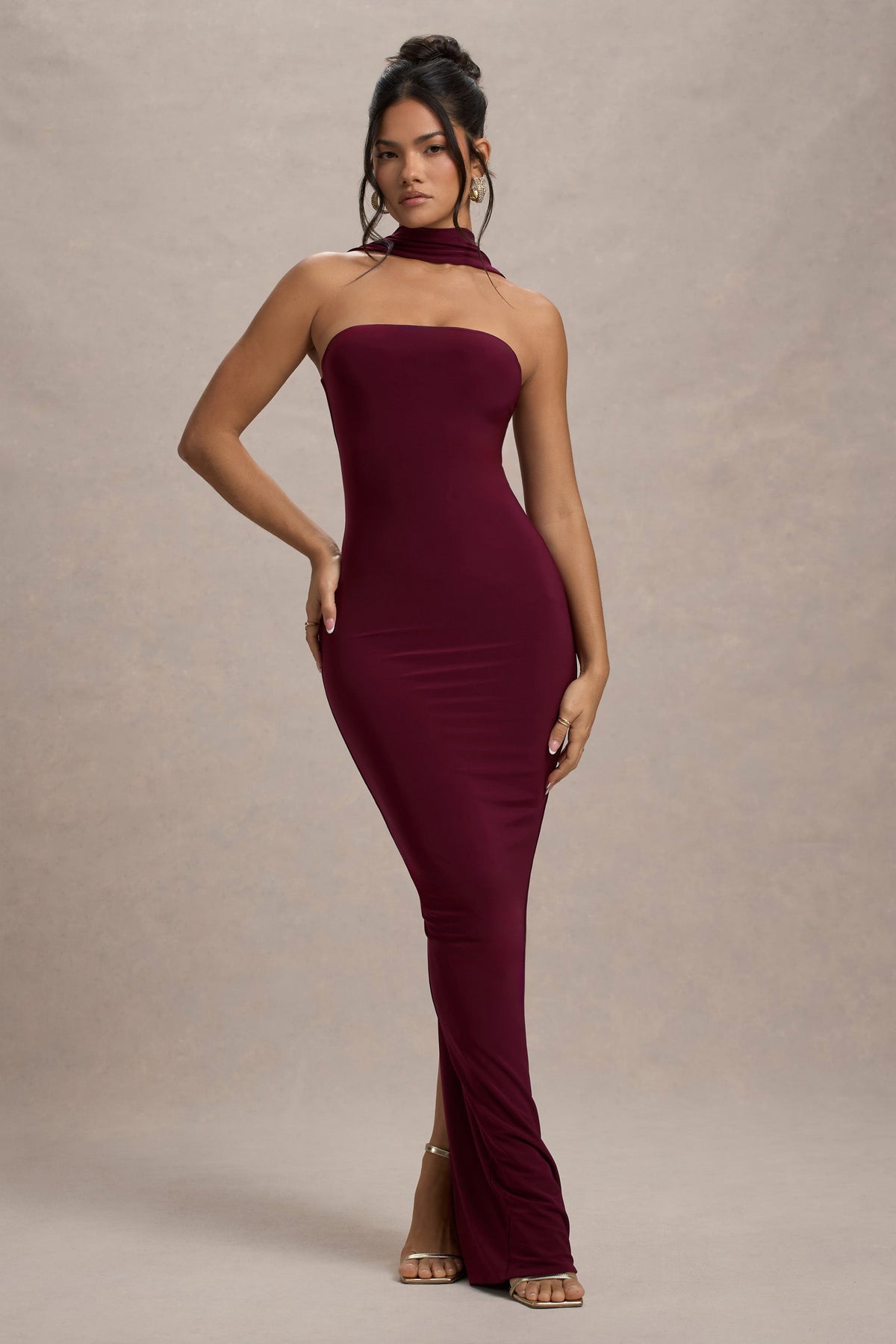 Nobu | Bordeaux Bandeau Maxi Jurk Met Halter Kraag