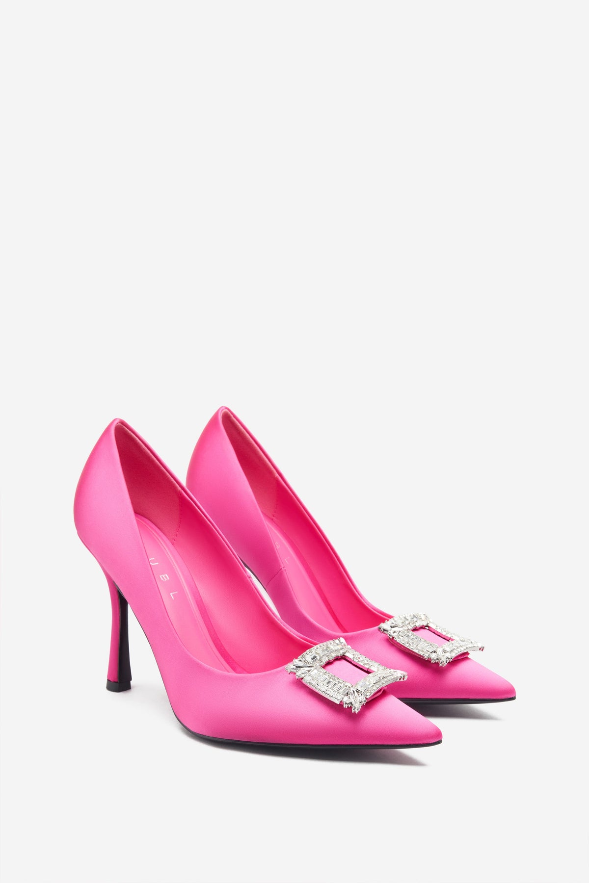 Lawless | Felroze Satijnen Pumps met Puntige Neus en Diamanten Broches