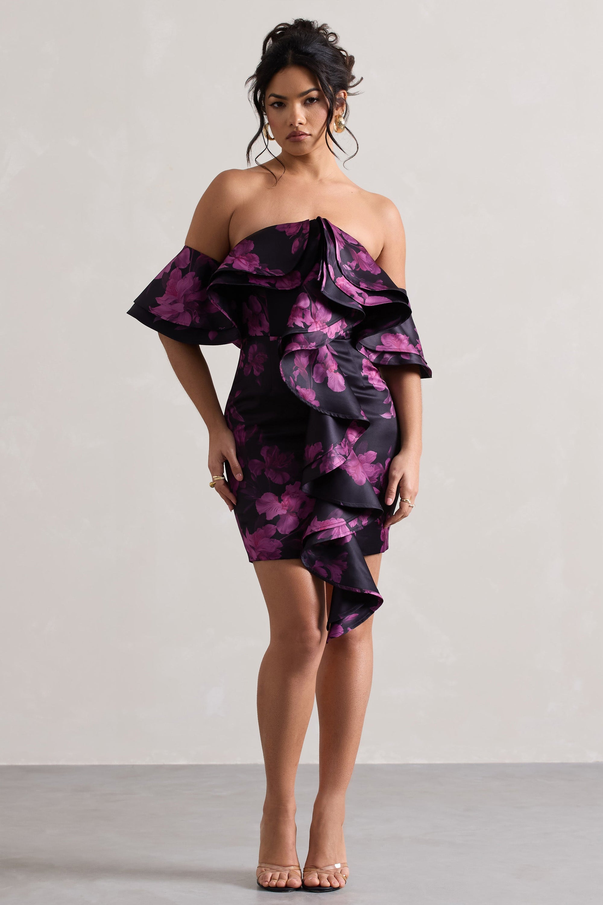 Aspen | Zwarte Bloemenprint Bardot Mini Jurk Met Ruches