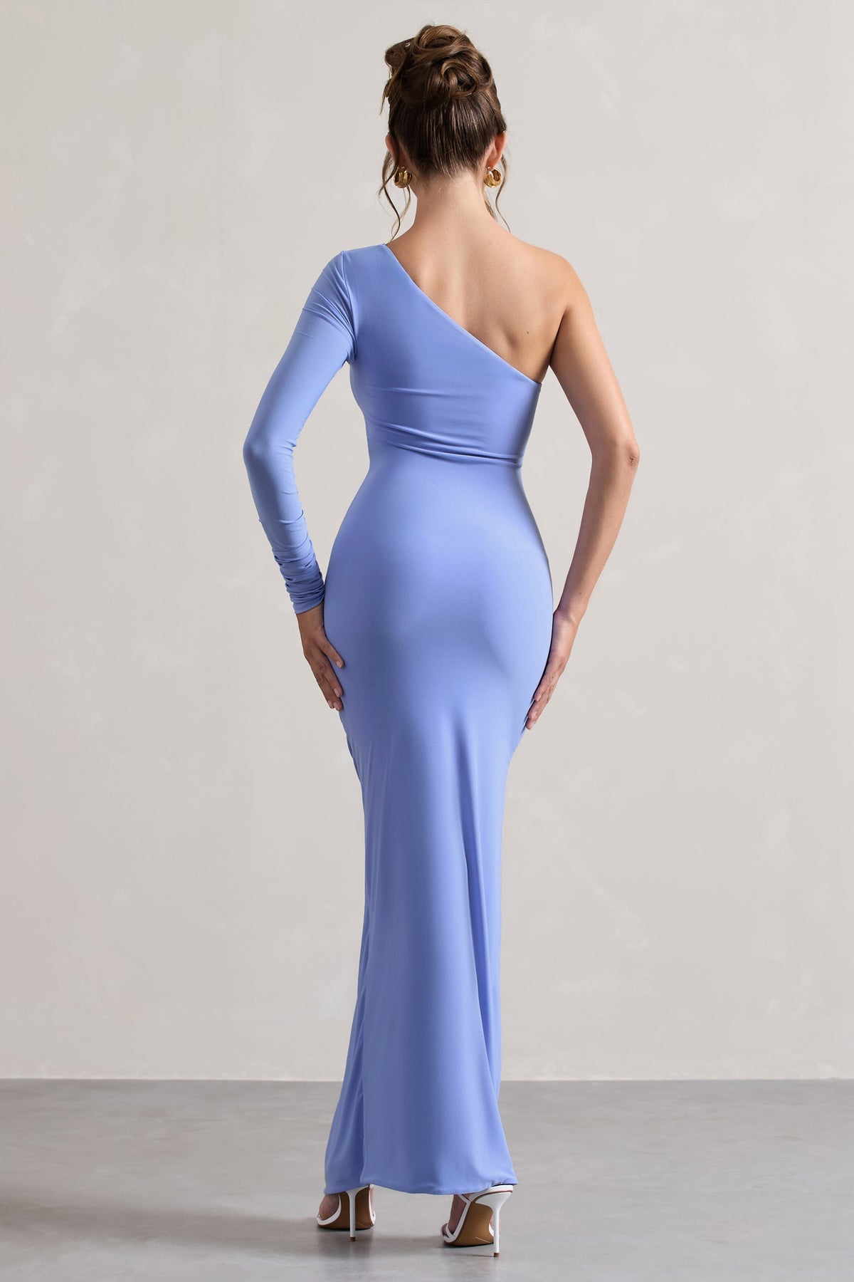 Anima | Lichtblauwe Asymmetrische Gerimpeld Maxi Jurk Met Een Mouw