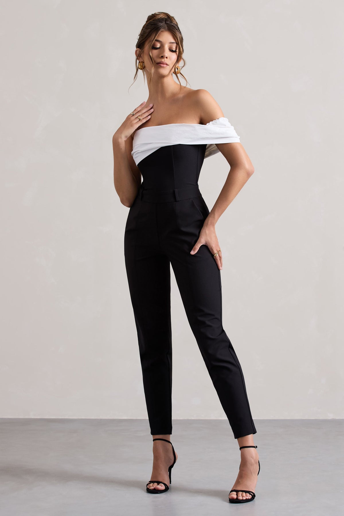 Paxton | Zwarte Getailleerd Jumpsuit Met Gedraaid Bardot