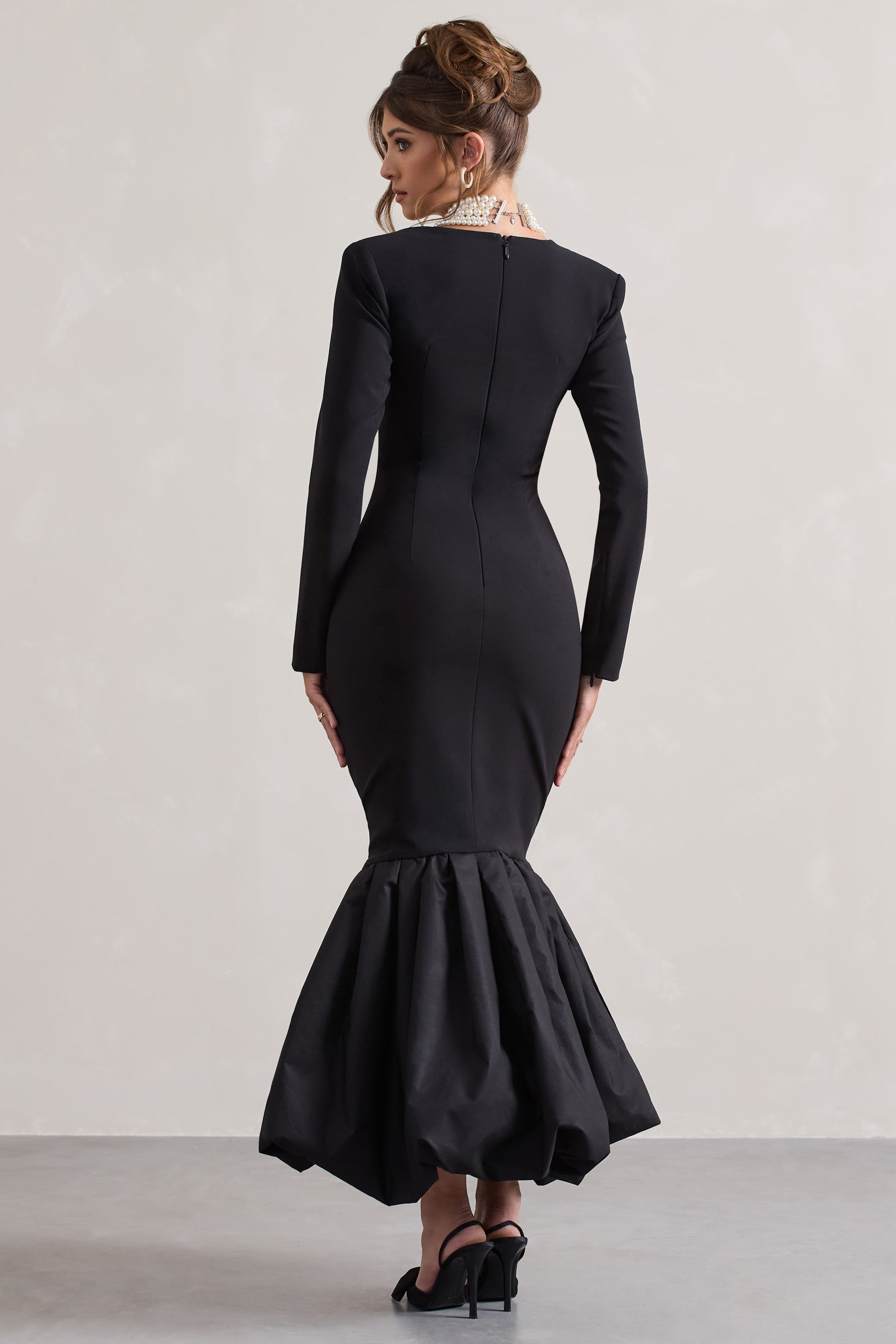 London | Zwarte Sweetheart Maxi Jurk met Volumineuze Zoom