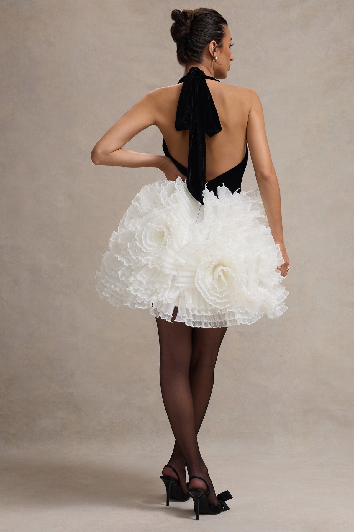 WB_HR_CL134658242-MeringueBlackVelvetPlunge-NeckMiniDressWithTulleSkirt12