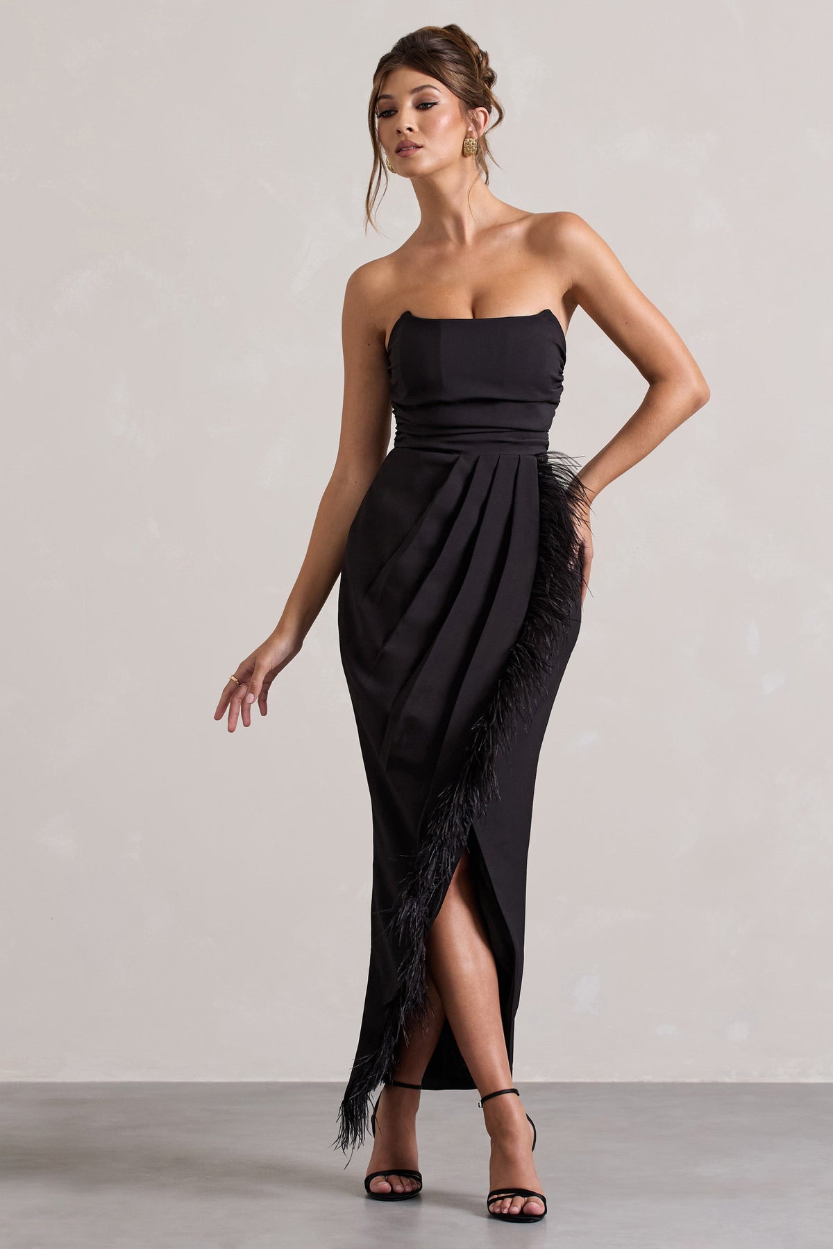 Chosen | Zwart Bandeau-Wrap Maxi Jurk Met Veren Rand