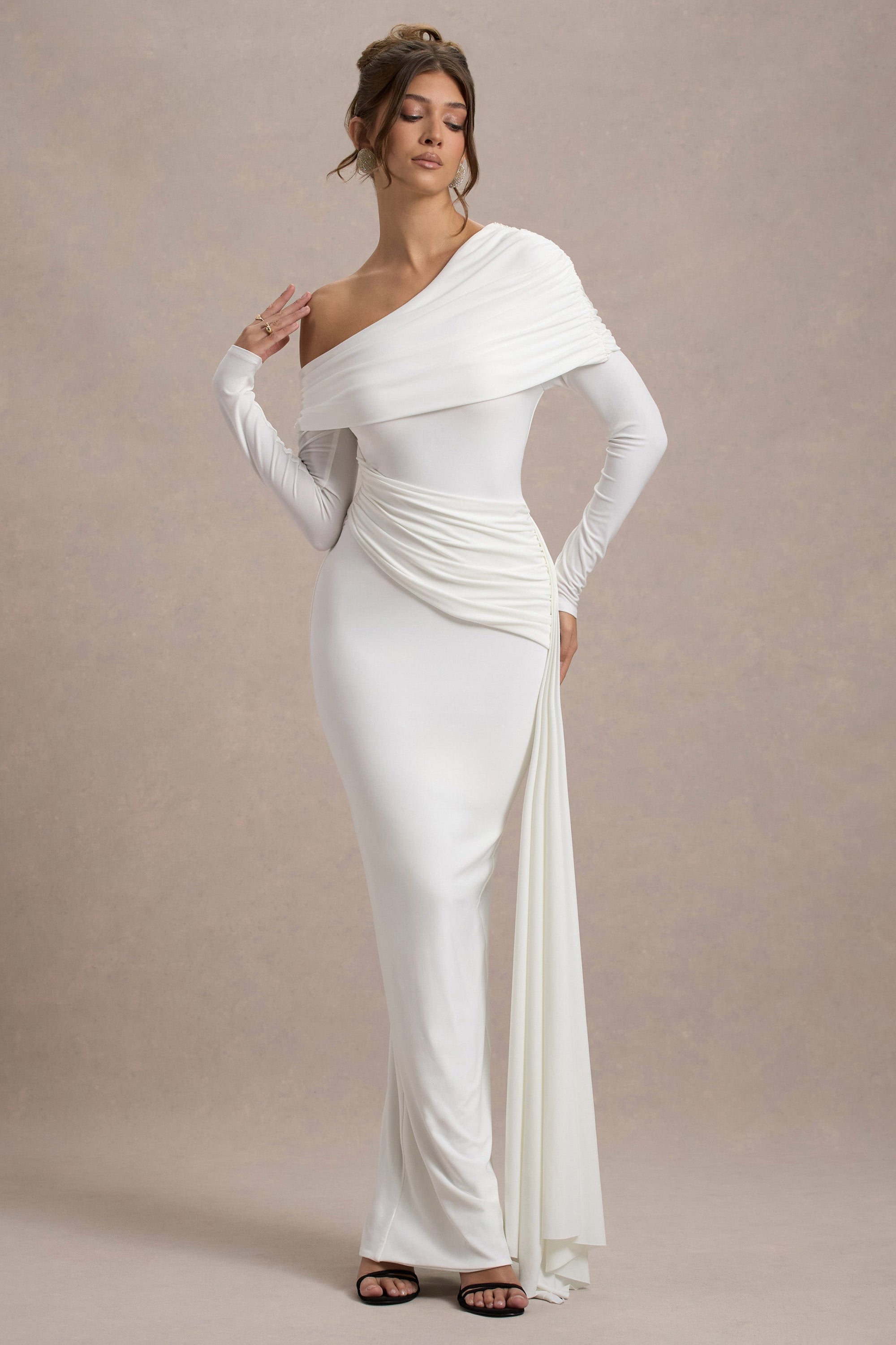 Valina | Witte Gerimpeld Asymmetrische Maxi Jurk Met Drapering