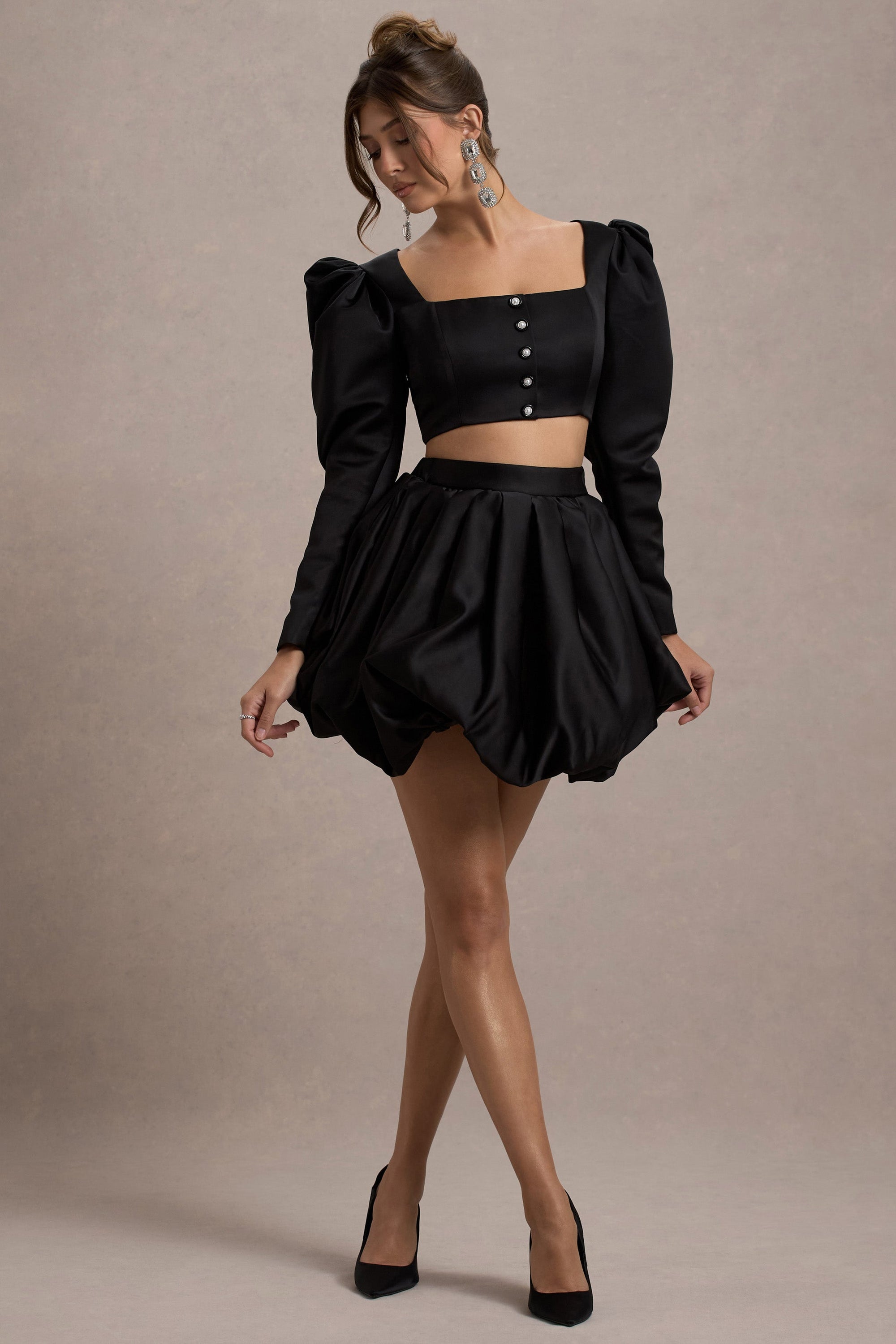 Tosca | Zwarte Satijnen Mini Rok Met Bubbel Zoom