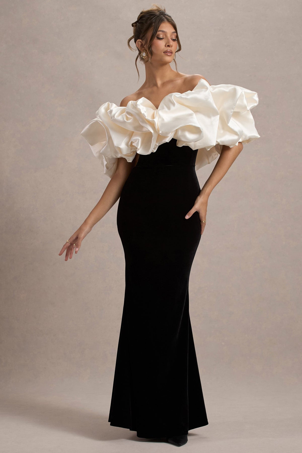 WB_HR_CL135301002-CecilyBlackVelvetBardotMaxiDressWithSatinRuffleTrim0_1432ea6d-9ba1-423e-9bc9-af178504171c