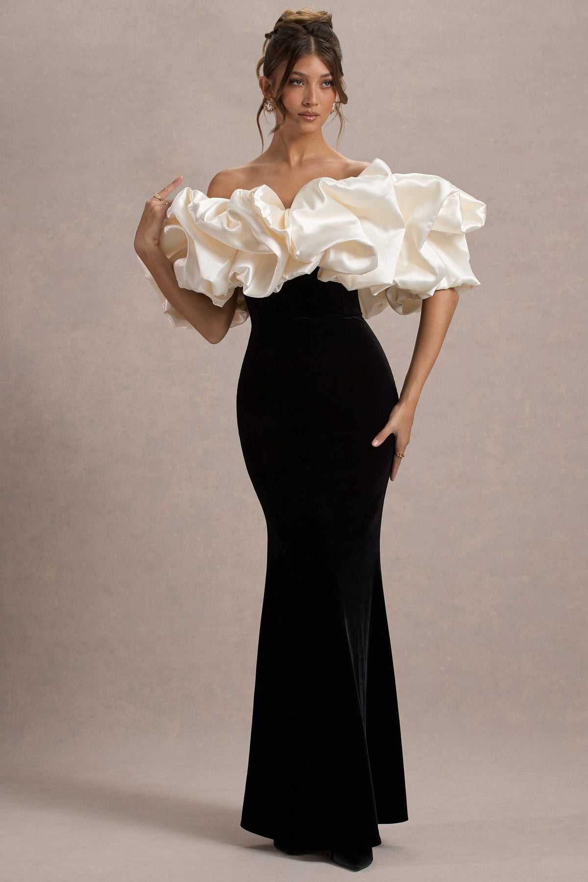 WB_HR_CL135301002-CecilyBlackVelvetBardotMaxiDressWithSatinRuffleTrim1_d2eff8ab-b434-4769-9455-8b6e5d7898d4