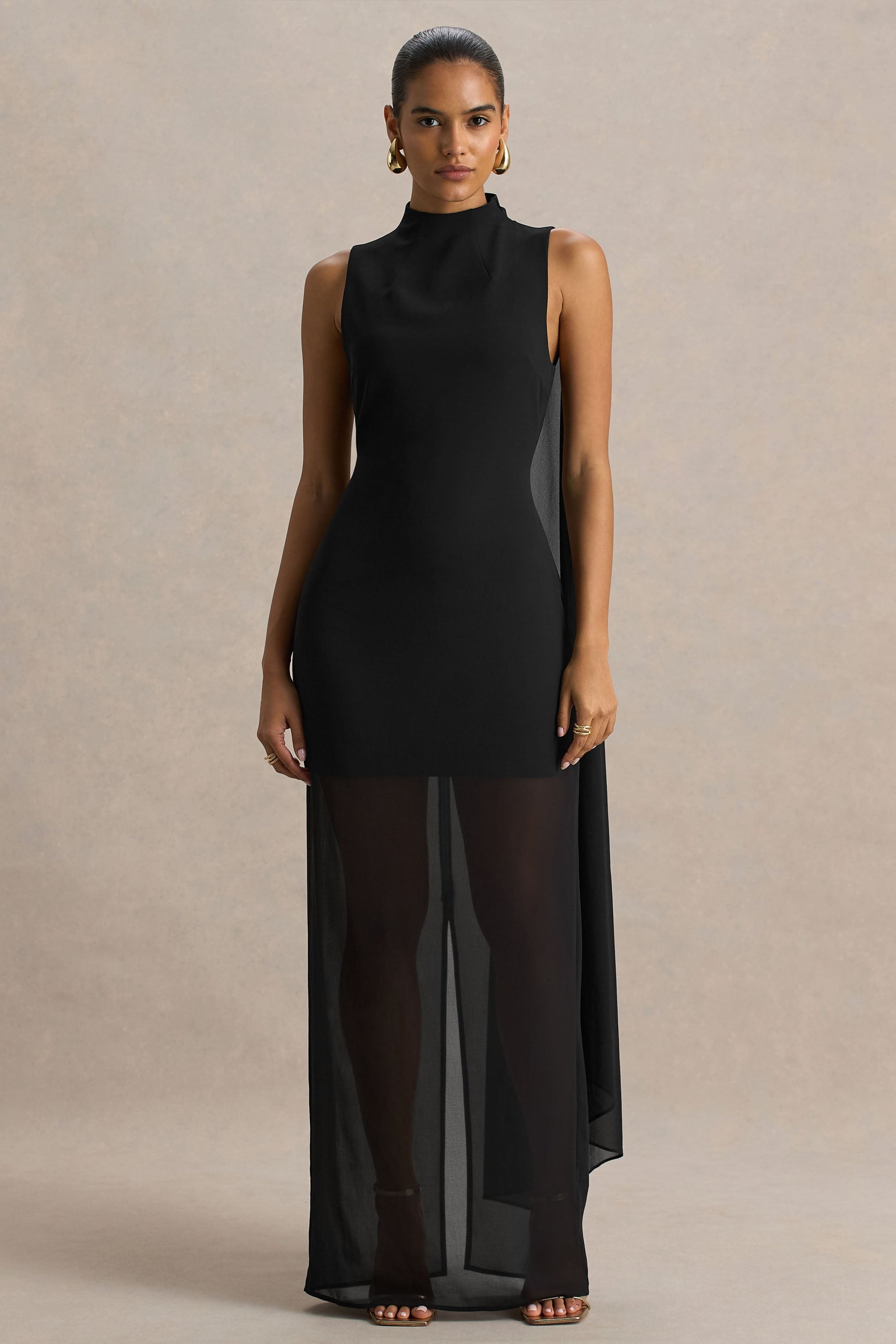 Unpredictable | Zwarte Hoge Hals Maxi Jurk Met Rug Cape Detail