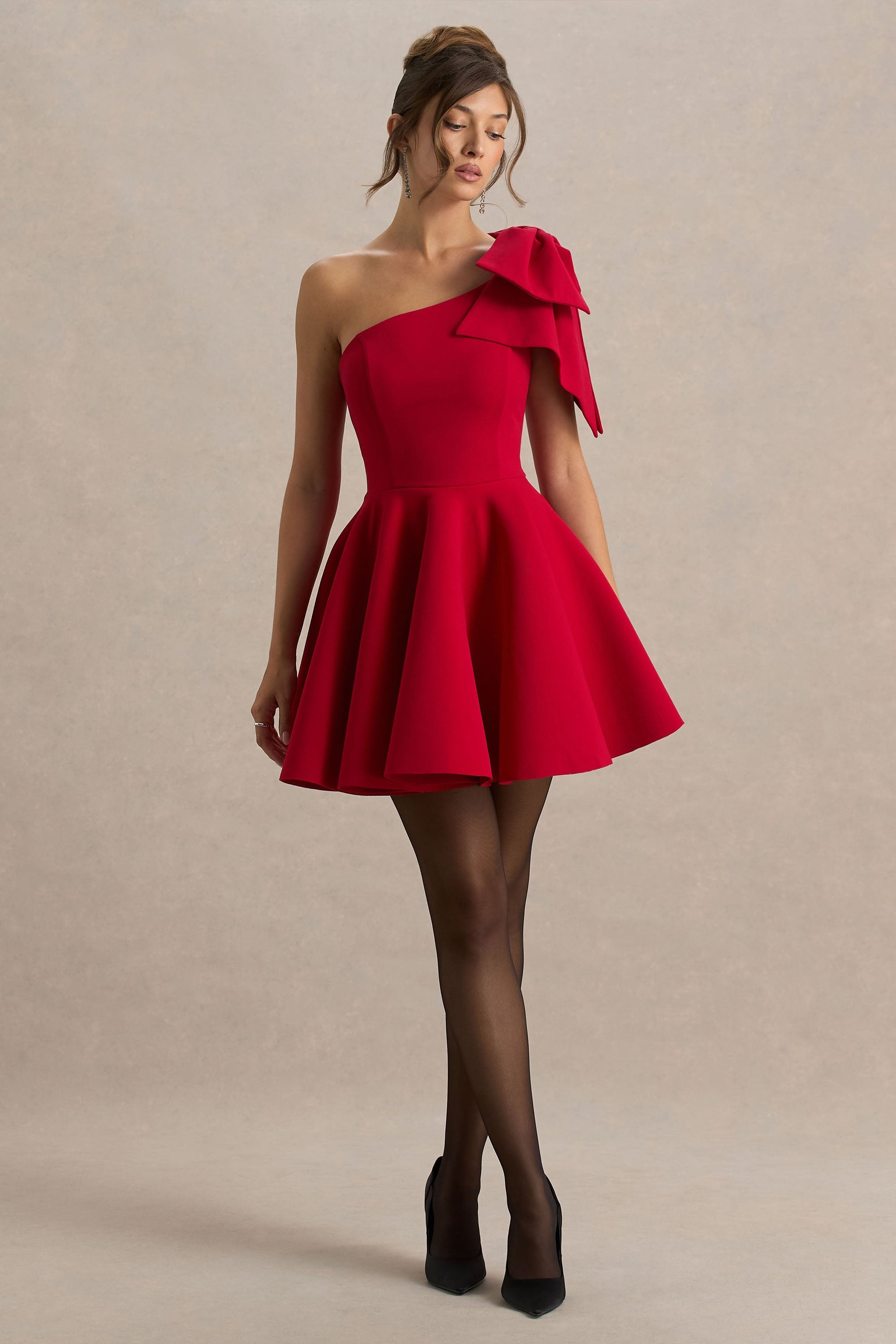 Prosperity | Rode Asymmetrische Hals Mini Jurk Met Strik Detail