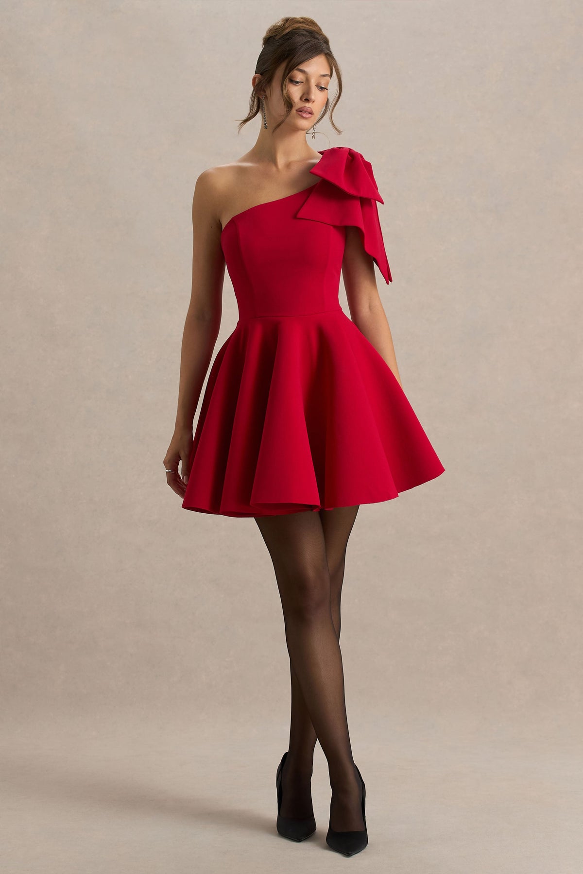 Prosperity | Rode Asymmetrische Hals Mini Jurk Met Strik Detail