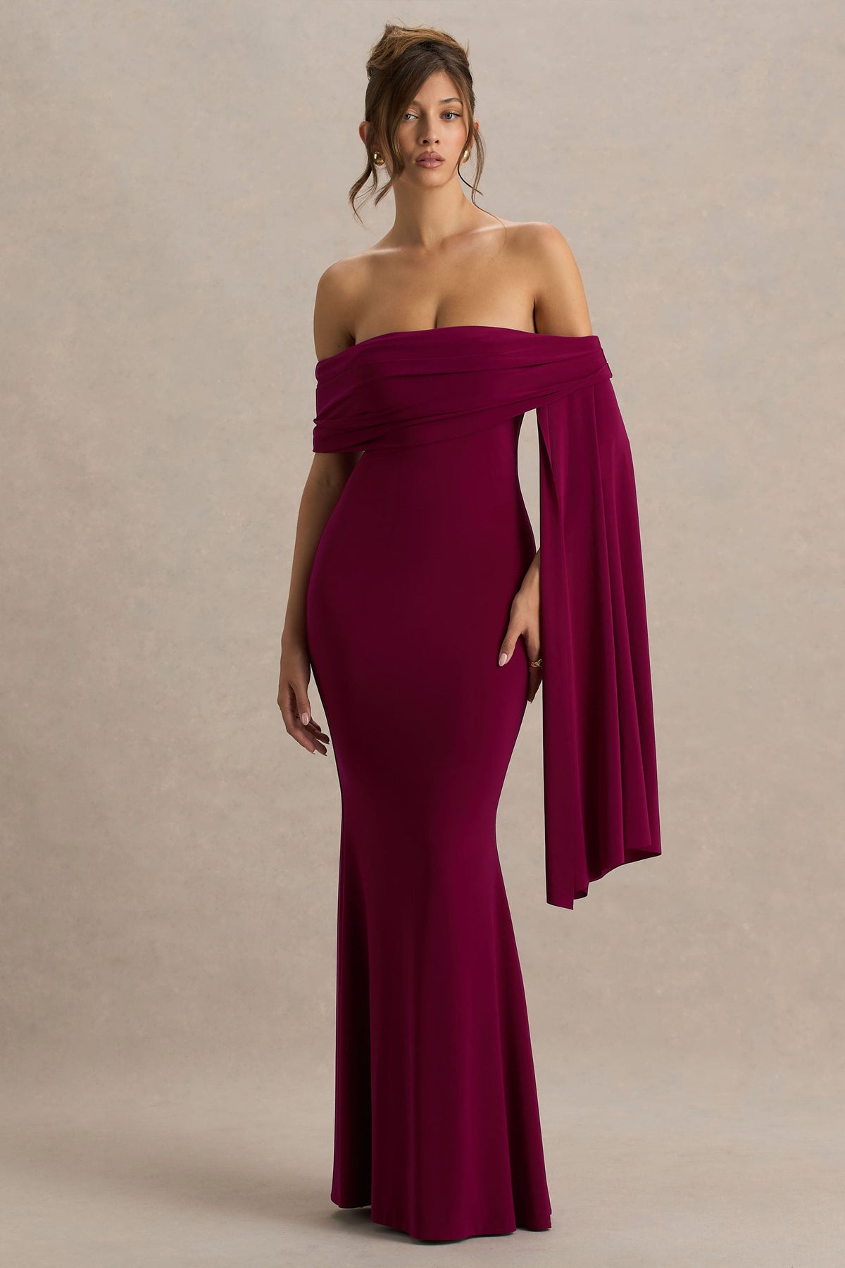 Saffina | Bordeaux Bardot Hals Maxi Jurk Met Sjerp Detail