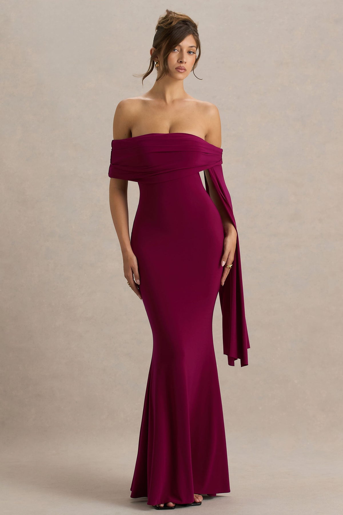 Saffina | Bordeaux Bardot Hals Maxi Jurk Met Sjerp Detail