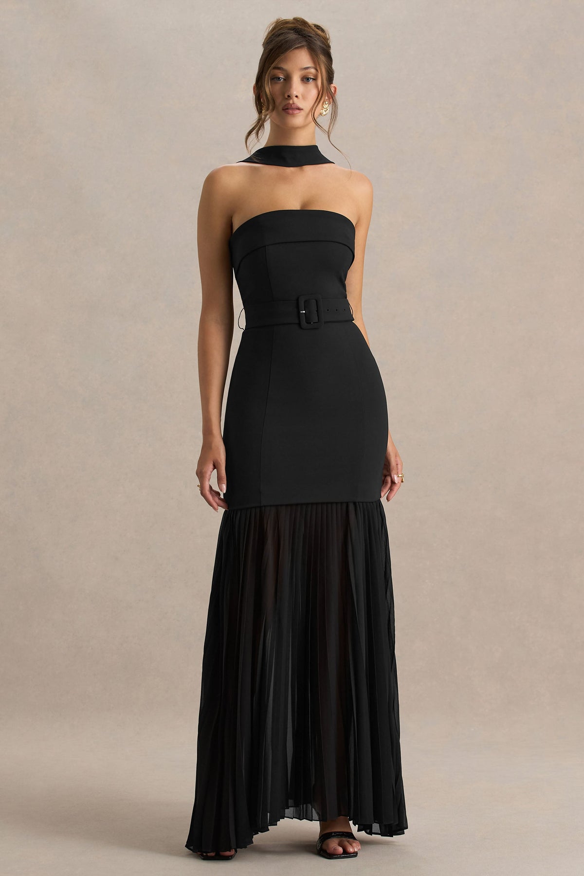 Jaquetta | Zwarte Maxi Jurk Met Geplooide Chiffon Rok En Riem