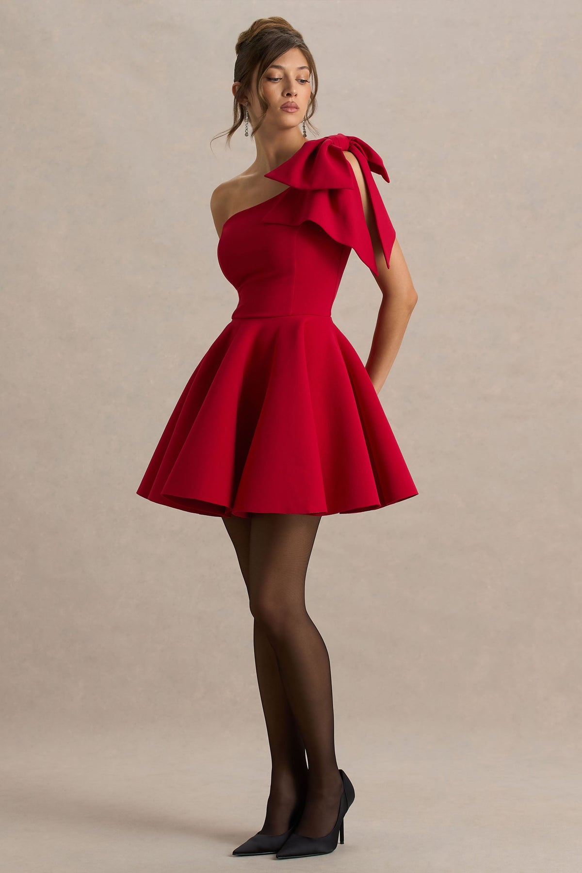 Prosperity | Rode Asymmetrische Hals Mini Jurk Met Strik Detail