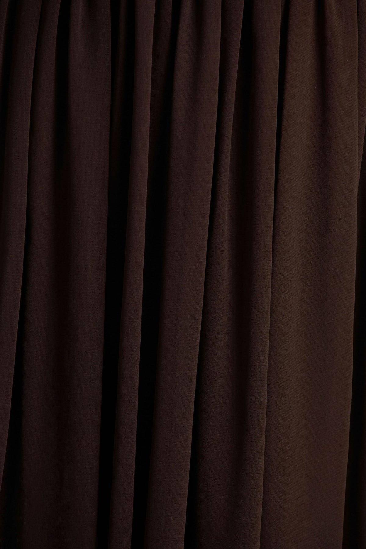 Kelly | Bruine Scoop‑Nek Maxijurk Met Mesh En Geplooide Details