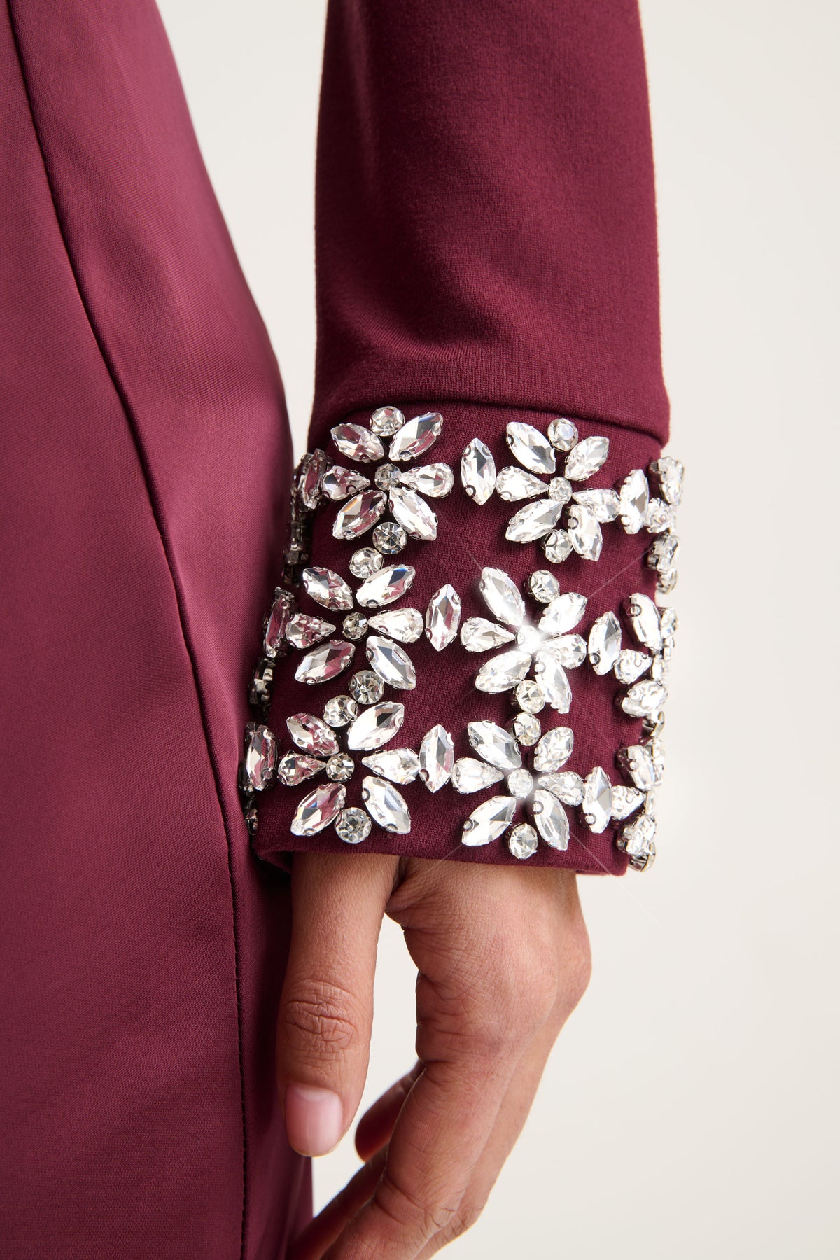 uploaded_image_3_7z7ft